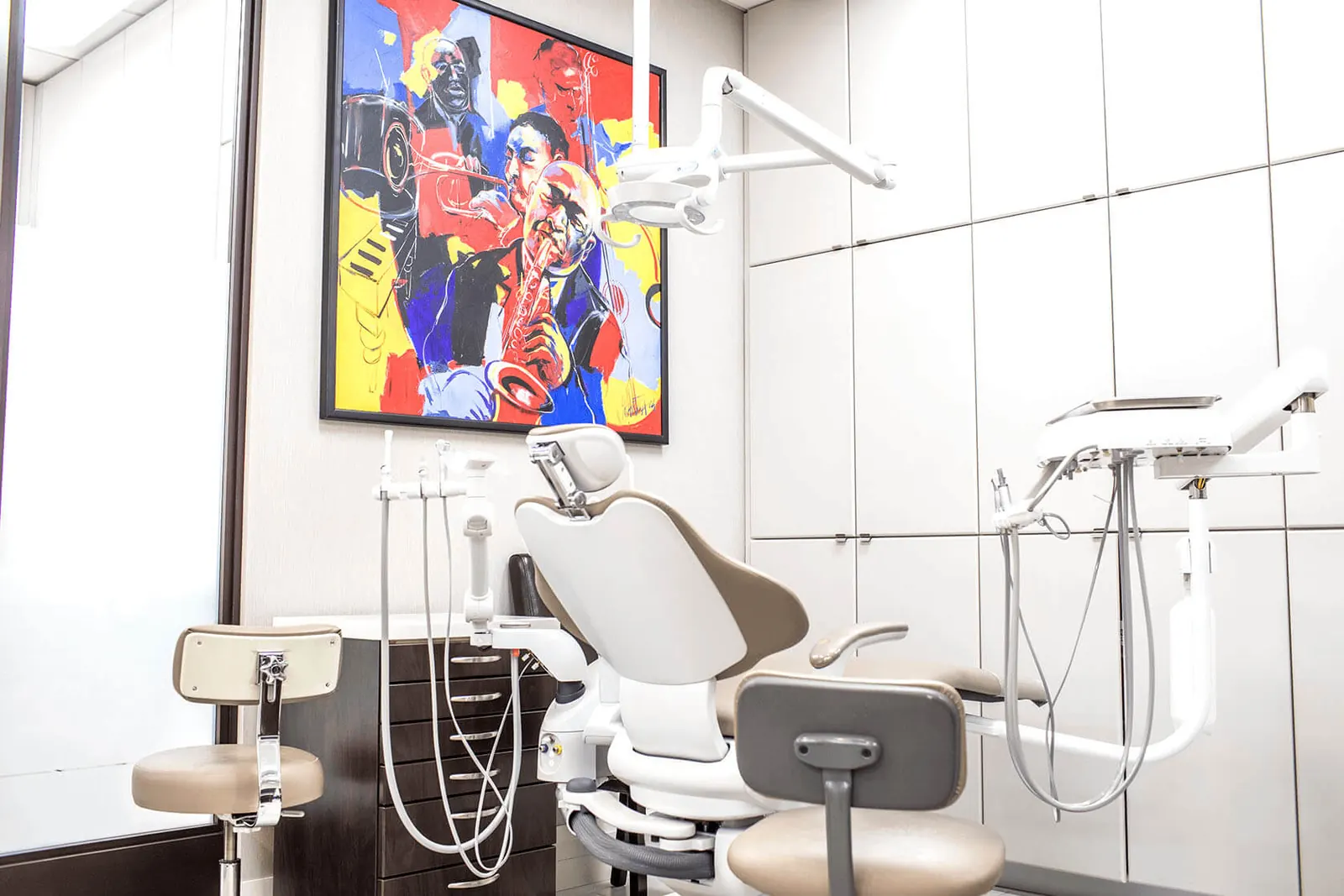 Bright, colourful treatment area at Oakville Orthodontics